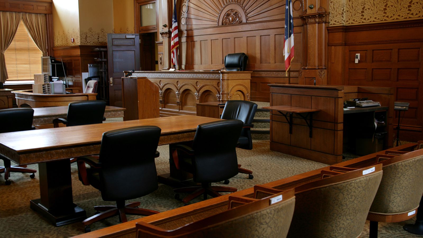 Court room image